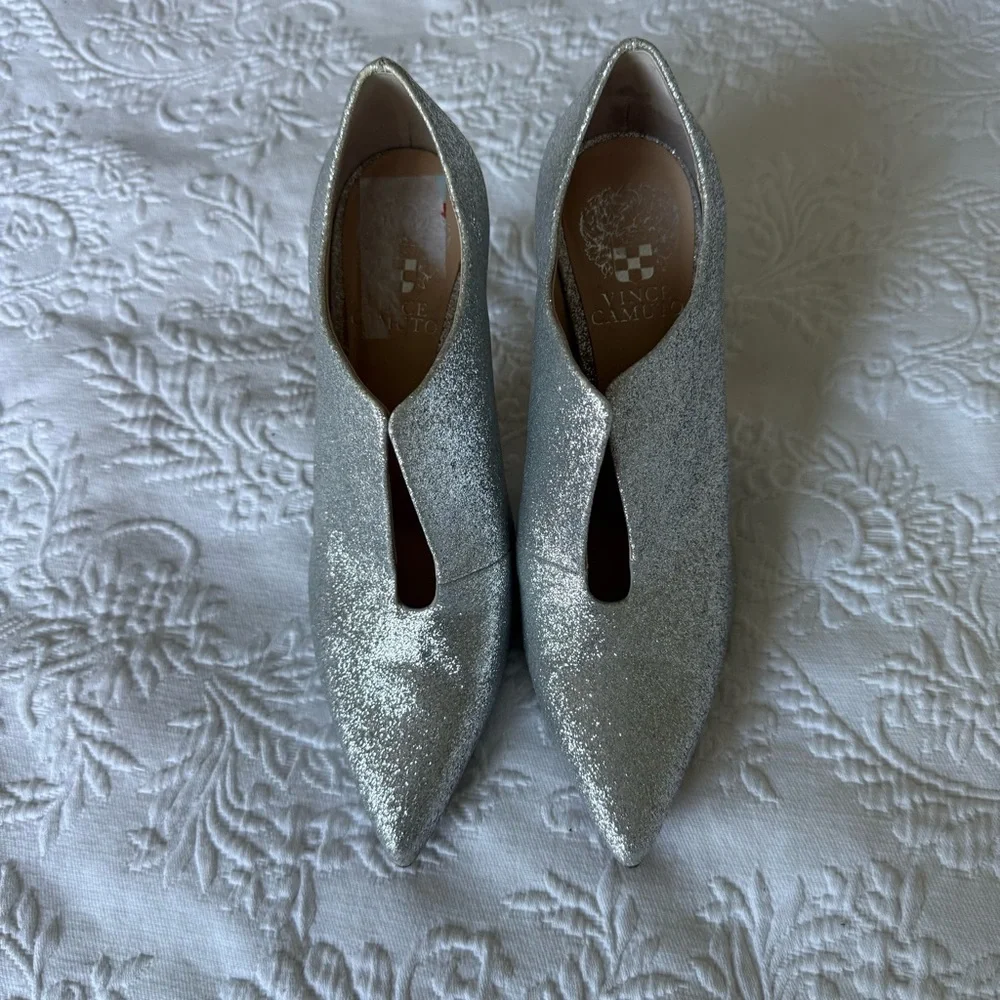 Vince Camuto Metseya Silver Glitter Heel Pump Stiletto size 7
